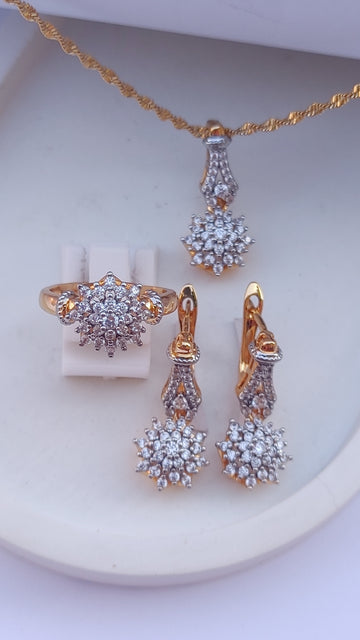 💎Diamond Cut Zircon Locket Set | 22K Gold Plated (1 year Warranty) |