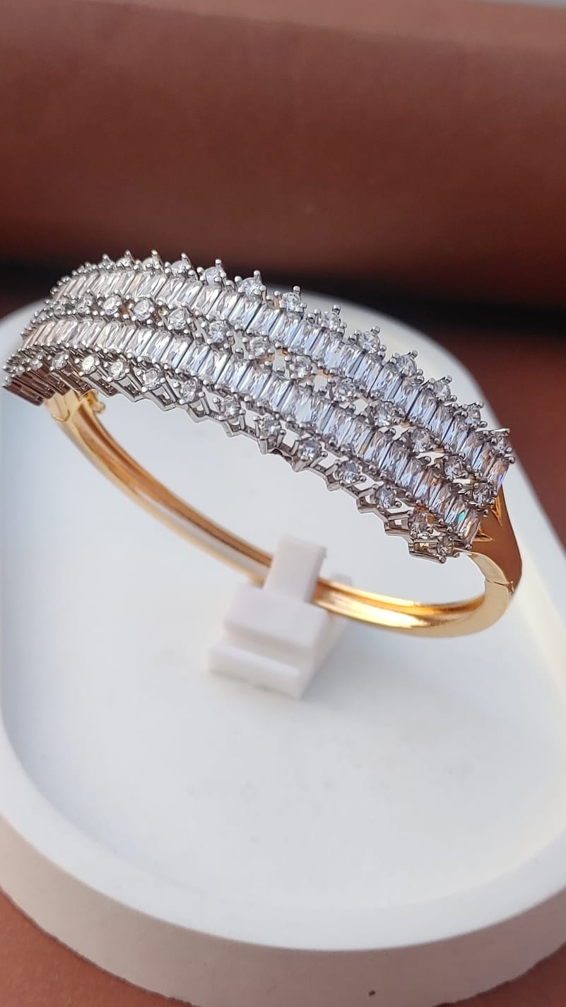 22K GOLD PLATED | HIGH QUALITY ZIRCON| BRACELET | ADJUSTABLE SIZE |1 YEAR WARRANTY | HAND MADE |