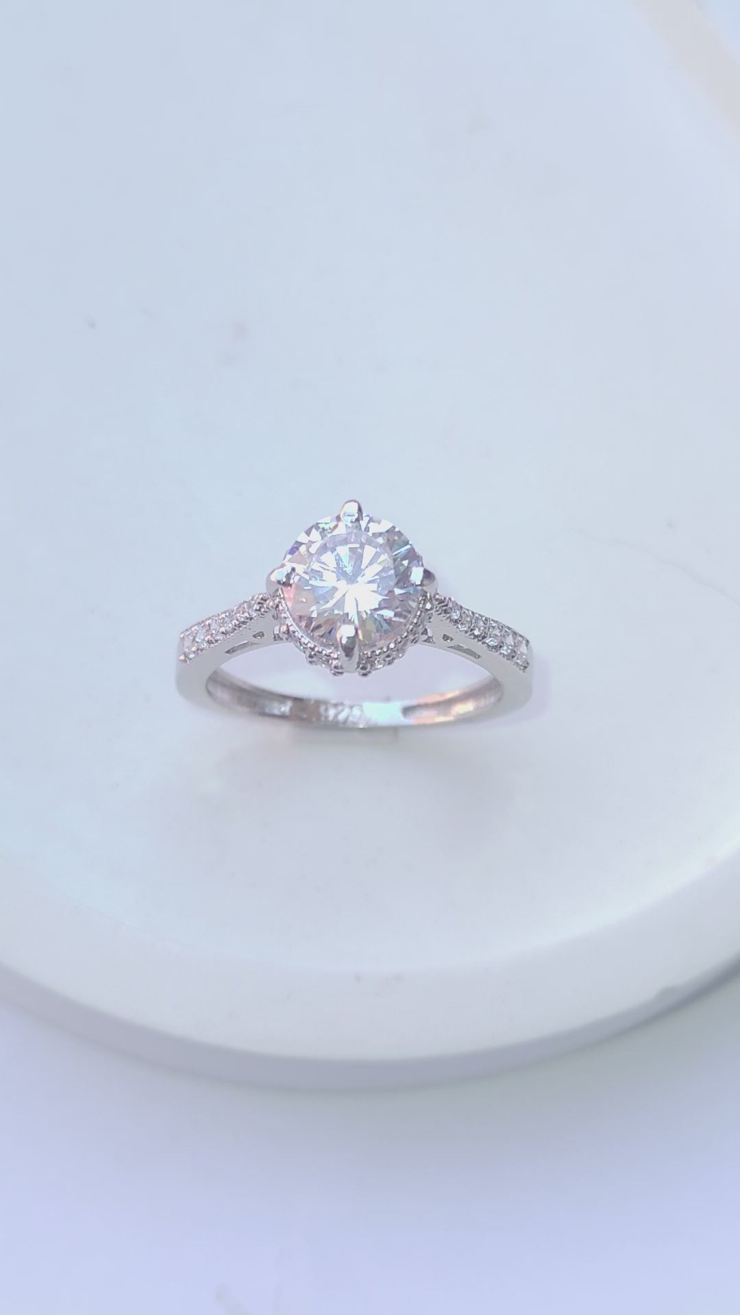 925 SILVER STERLING RING WITH MOISSANITE DIAMOND PAWNABLE AND LEGIT S23
