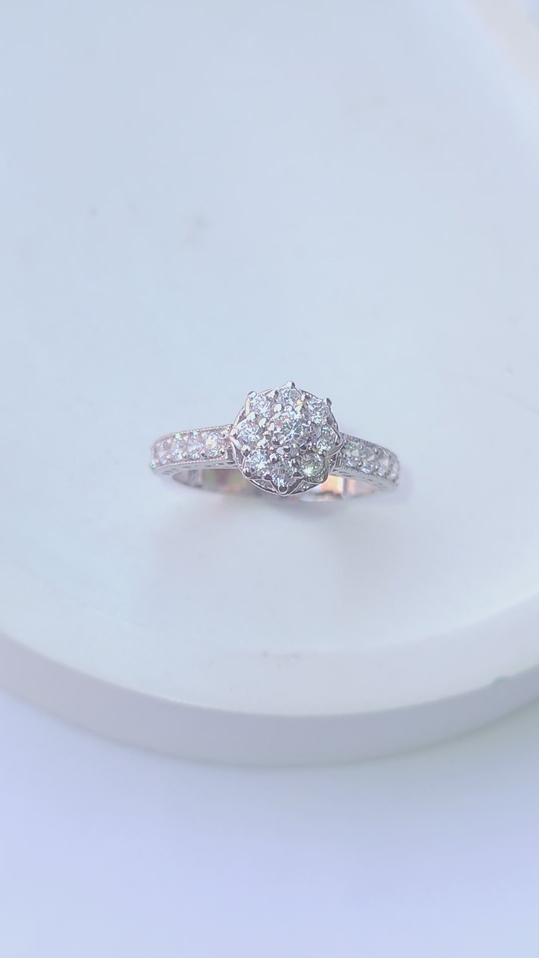 925 SILVER STERLING RING WITH MOISSANITE DIAMOND PAWNABLE AND LEGIT S24