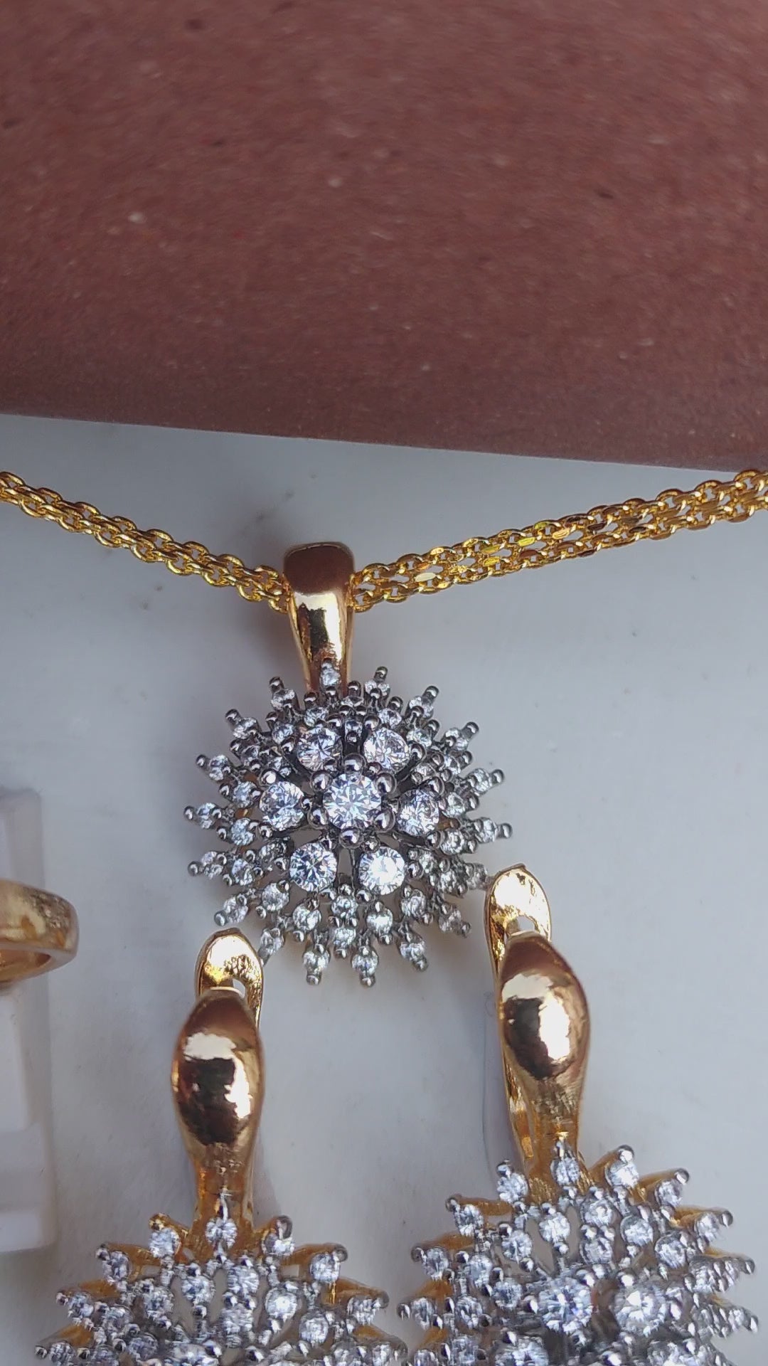 💎Diamond Cut Zircon Locket Set | 22K Gold Plated (1 year Warranty) |