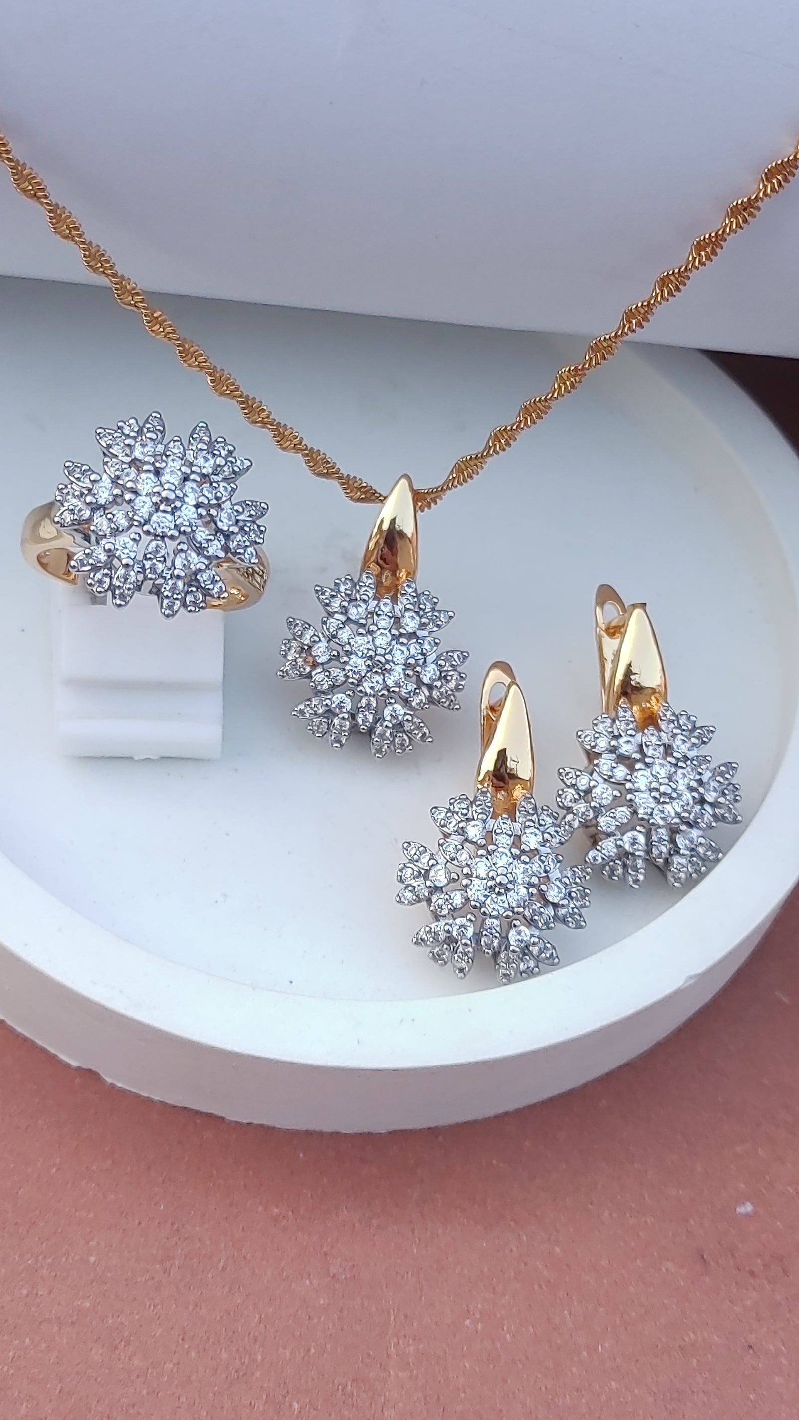 💎Diamond Cut Zircon Locket Set | 22K Gold Polish (1 year Warranty) | MK-300