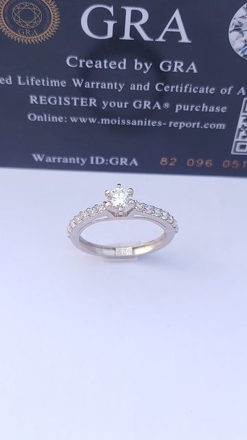 925 SILVER STERLING RING WITH MOISSANITE DIAMOND PAWNABLE AND LEGIT S09